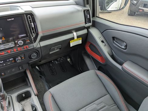 New 2026 Nissan Frontier PRO-4X w/ Pro-4x Convenience Package AWD/4WD image 17