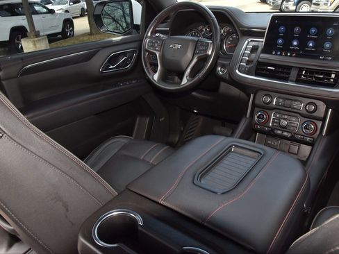 Used 2021 Chevrolet Tahoe RST w/ Luxury Package image 16