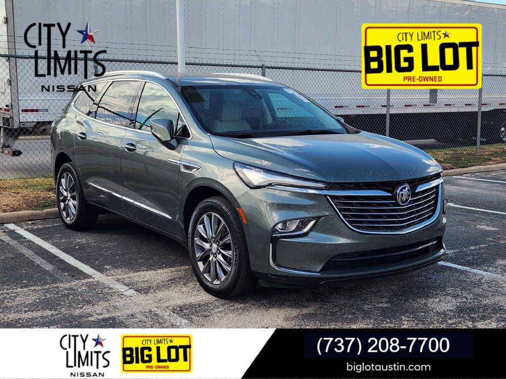 Used 2023 Buick Enclave Premium FWD image 1