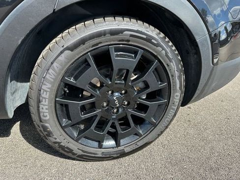 Used 2022 Kia Telluride SX w/ SX Prestige Package image 8