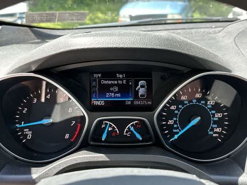 Used 2015 Ford Escape SE w/ Equipment Group 201A AWD/4WD image 7