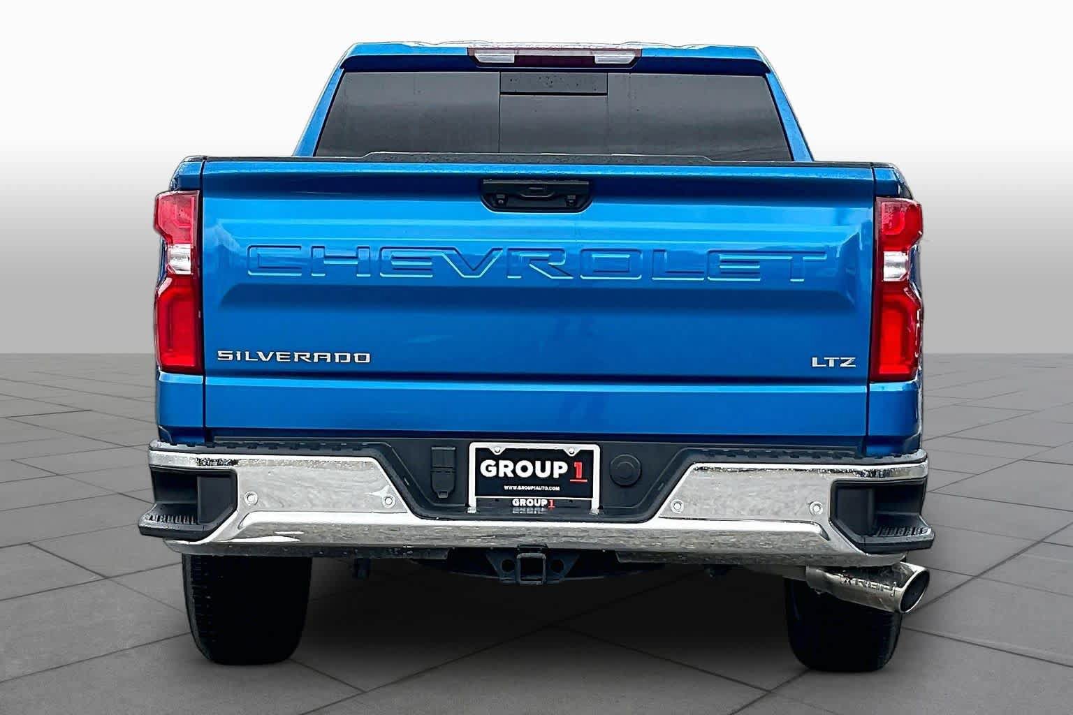 Used 2022 Chevrolet Silverado 1500 LTZ w/ LTZ Convenience Package II RWD image 5
