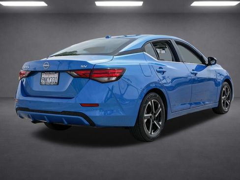 Used 2024 Nissan Sentra SV FWD image 4