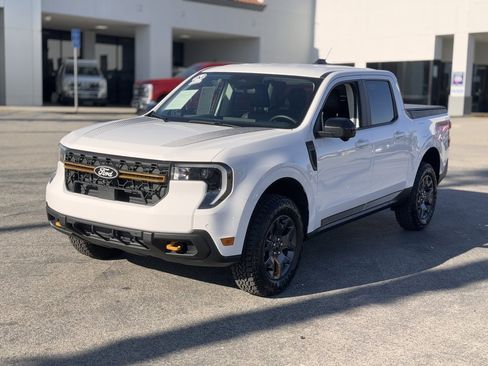 Certified 2025 Ford Maverick Tremor image 7