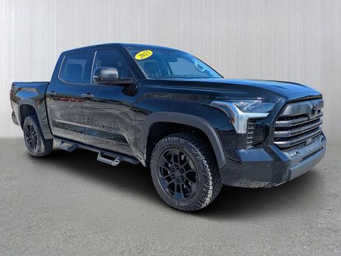 Used 2023 Toyota Tundra SR5 w/ SR5 Convenience Package AWD/4WD image 1