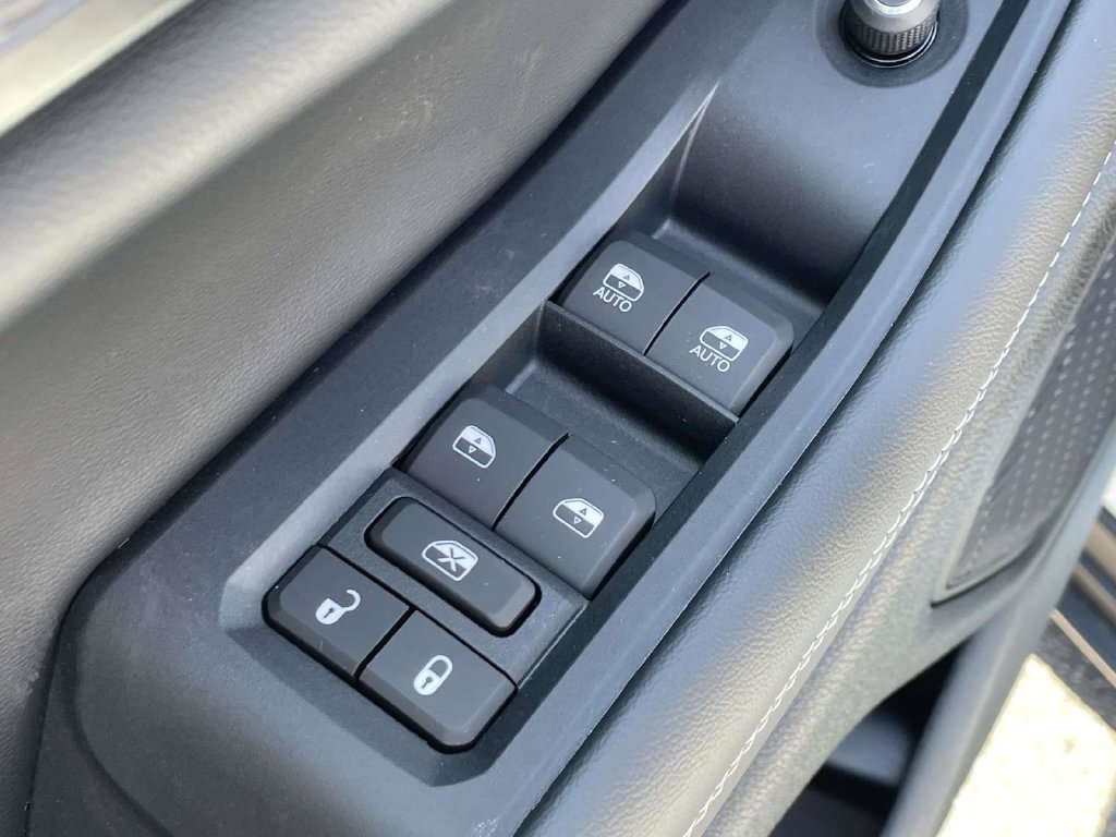 New 2027 Jeep Grand Cherokee Laredo AWD/4WD image 25