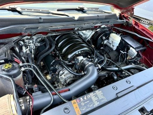 Used 2018 GMC Sierra 1500 SLT w/ SLT Premium Package image 6