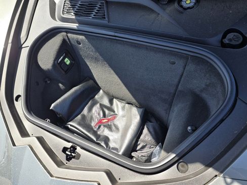 Used 2024 Chevrolet Corvette Stingray Premium Cpe w/ Z51 Performance Package RWD image 28