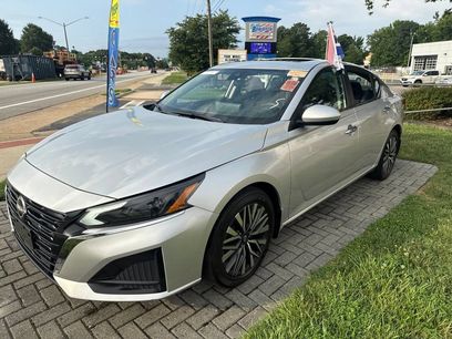 Used 2024 Nissan Altima 2.5 SV w/ SV Premium Package