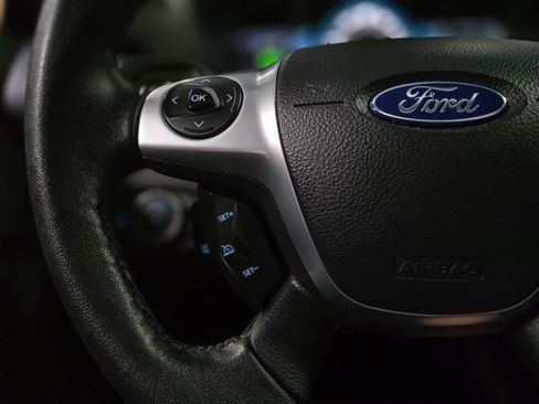 Used 2017 Ford C-MAX SE image 18