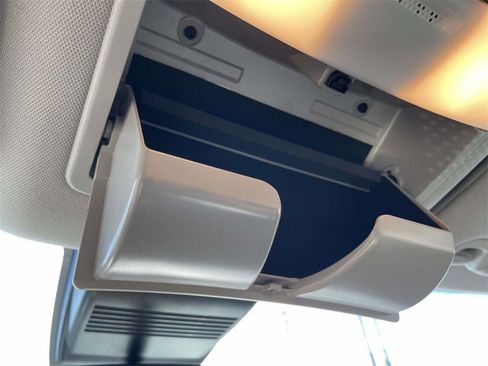 Used 2024 Nissan Altima 2.5 SV image 28