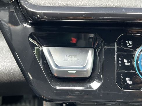 New 2026 GMC Sierra 1500 AT4 w/ AT4 Premium Package AWD/4WD image 17