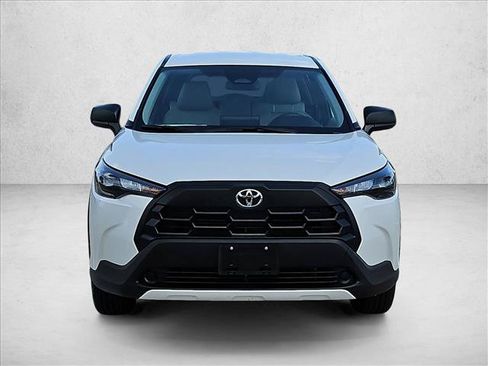 Used 2026 Toyota Corolla Cross L FWD image 2