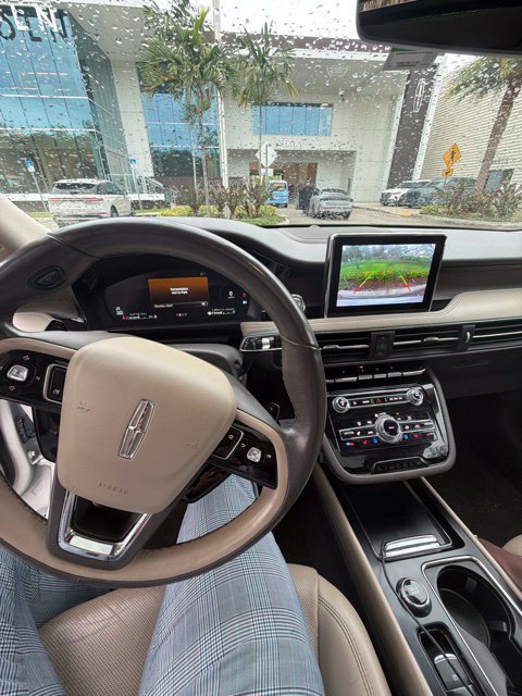 Certified 2021 Lincoln Corsair Reserve w/ Elements Package AWD/4WD image 2