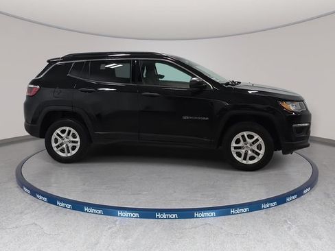 Used 2020 Jeep Compass Sport w/ Cold Weather Group AWD/4WD image 5