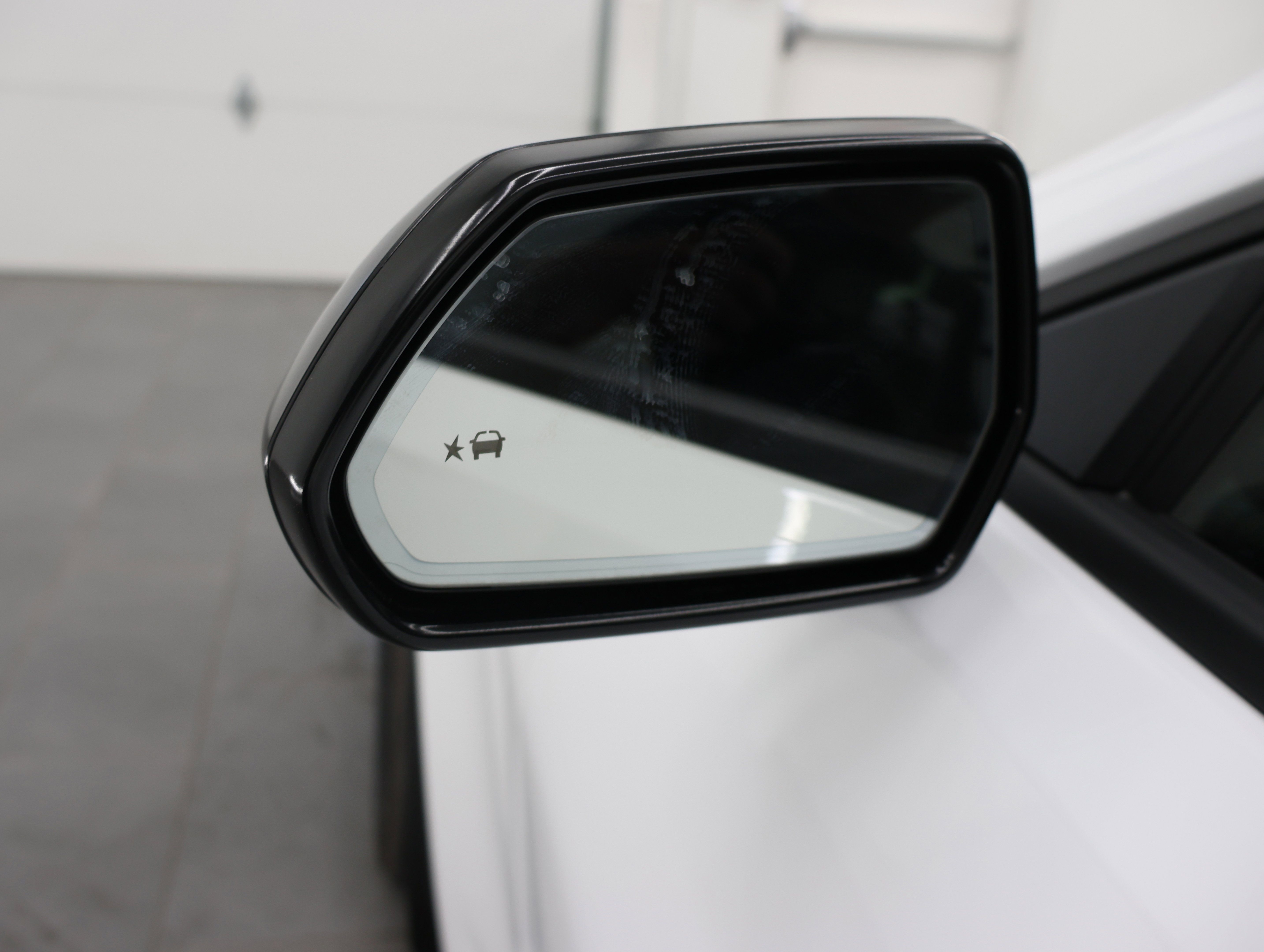 Used 2023 Chevrolet Camaro ZL1 RWD image 33