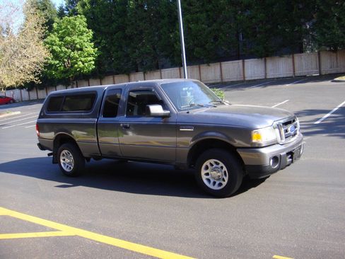 Used 2011 Ford Ranger XLT AWD/4WD image 4