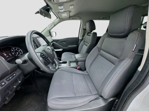 Used 2022 Nissan Frontier SV image 13