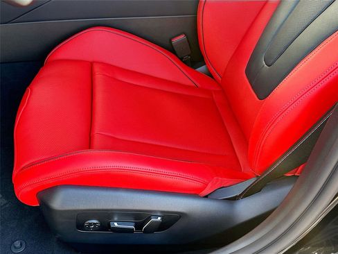 New 2026 BMW M5 w/ Executive Package image 17