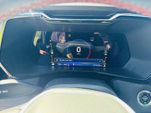 Used 2023 Chevrolet Colorado Z71 image 16