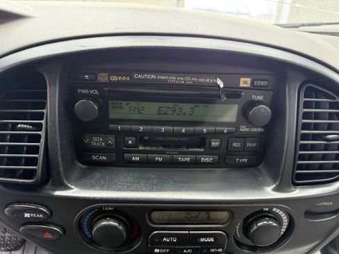 Used 2003 Toyota Sequoia SR5 image 15