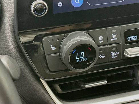 Used 2024 Toyota Grand Highlander AWD image 20