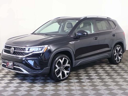 Used 2023 Volkswagen Taos SEL AWD/4WD image 10
