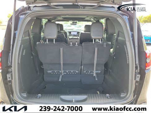 Used 2026 Chrysler Pacifica Limited FWD image 11