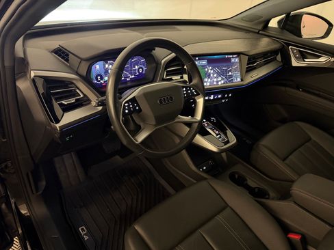 Used 2023 Audi Q4 e-tron Premium w/ Premium Plus RWD image 4