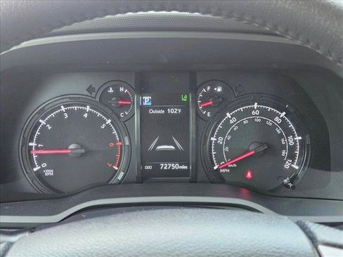 Used 2023 Toyota 4Runner SR5 AWD/4WD image 11