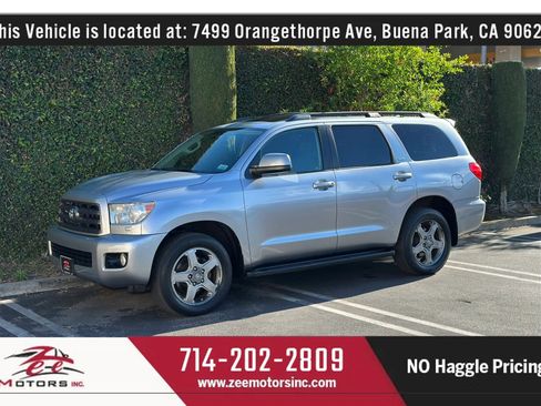 Used 2012 Toyota Sequoia SR5 w/ Sport Appearance Pkg image 12