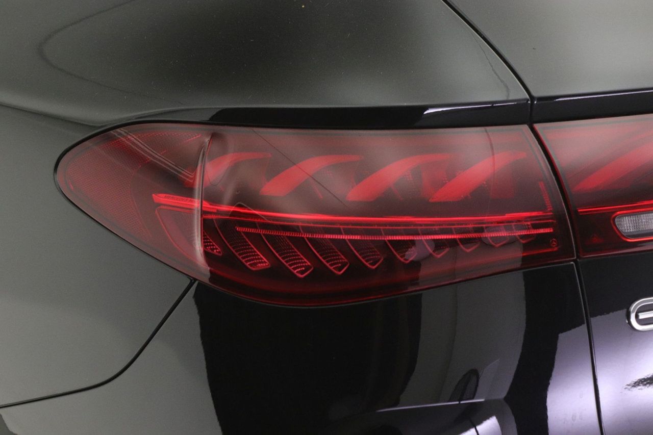 Certified 2023 Mercedes-Benz EQE 350+ SUV image 18