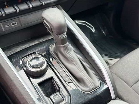 Used 2024 Chevrolet Colorado Trail Boss w/ Advanced Trailering Package image 28