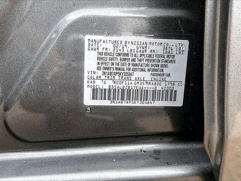 Used 2019 Nissan Sentra S image 33