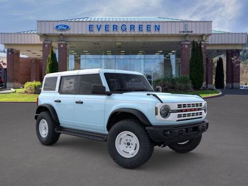 New 2025 Ford Bronco Heritage Edition image 7