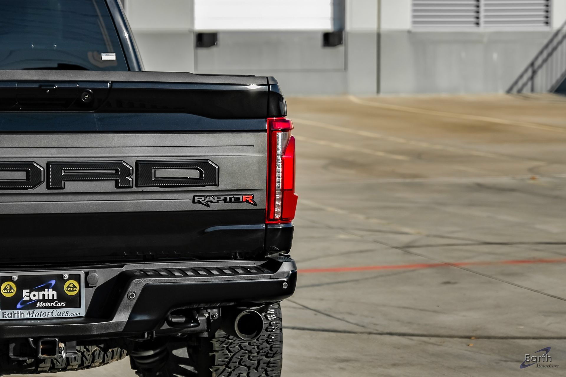 Used 2025 Ford F150 Raptor w/ Equipment Group 803A Raptor R AWD/4WD image 12