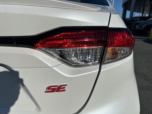 Used 2023 Toyota Corolla SE image 12
