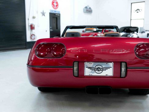 Used 1989 Chevrolet Corvette Convertible image 41