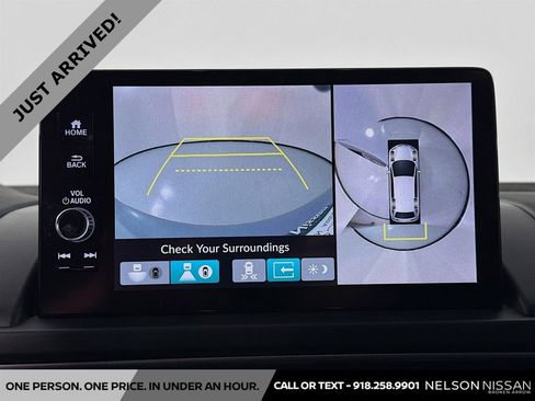 Used 2023 Honda Pilot TrailSport image 13