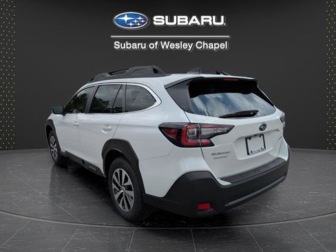 Certified 2025 Subaru Outback Premium w/ Popular Package #1A AWD/4WD image 7