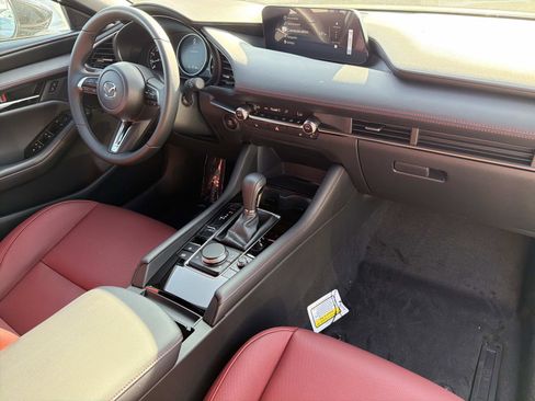 New 2026 MAZDA MAZDA3 Carbon image 26