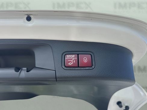 Used 2025 Mercedes-Benz GLA 250 image 28