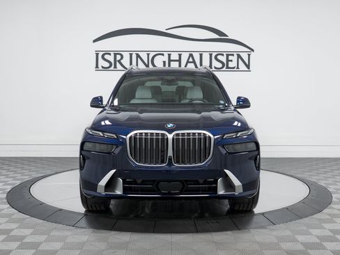 New 2026 BMW X7 xDrive40i image 2