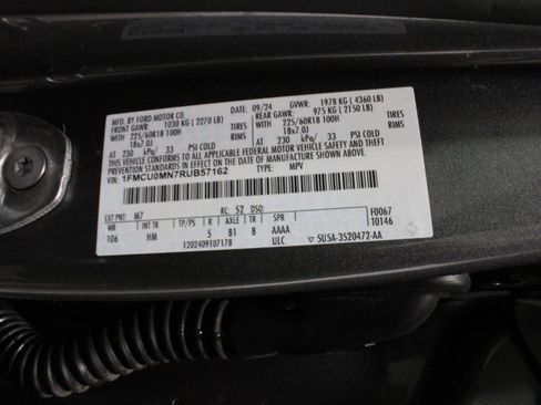 Used 2024 Ford Escape ST-Line w/ Tech Pack #1 FWD image 37
