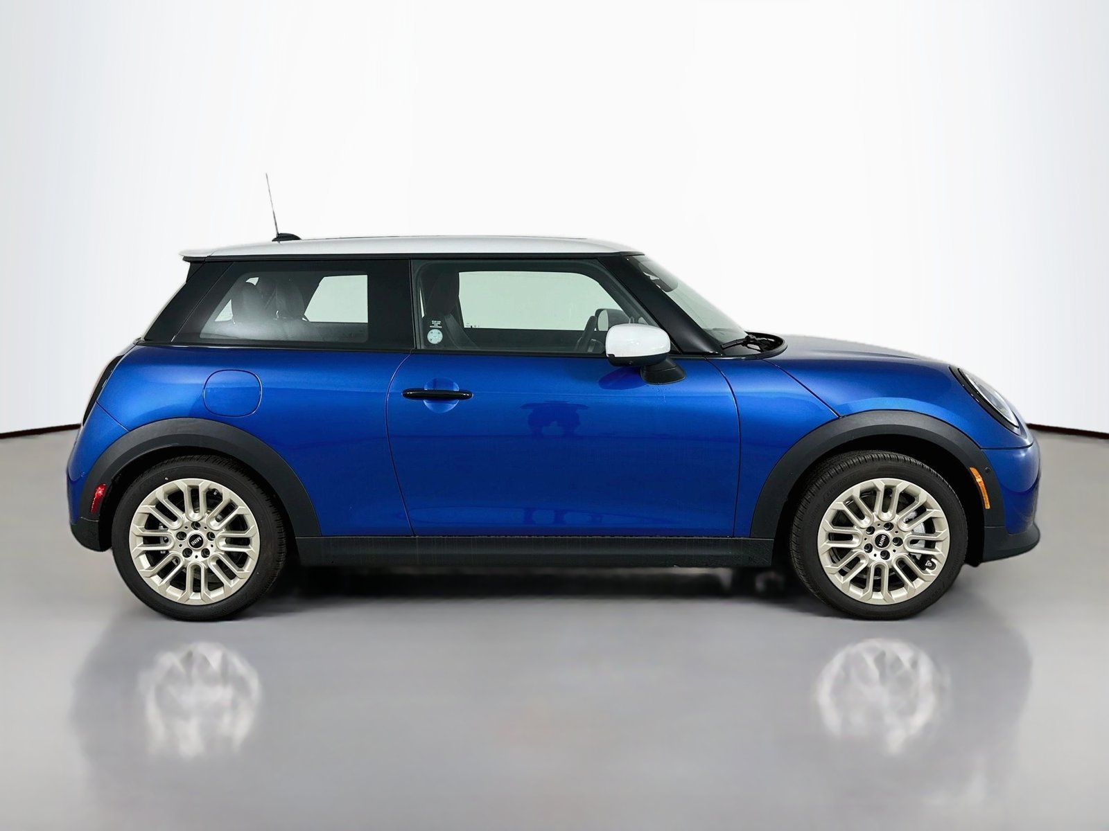 New 2026 MINI Cooper S FWD image 4