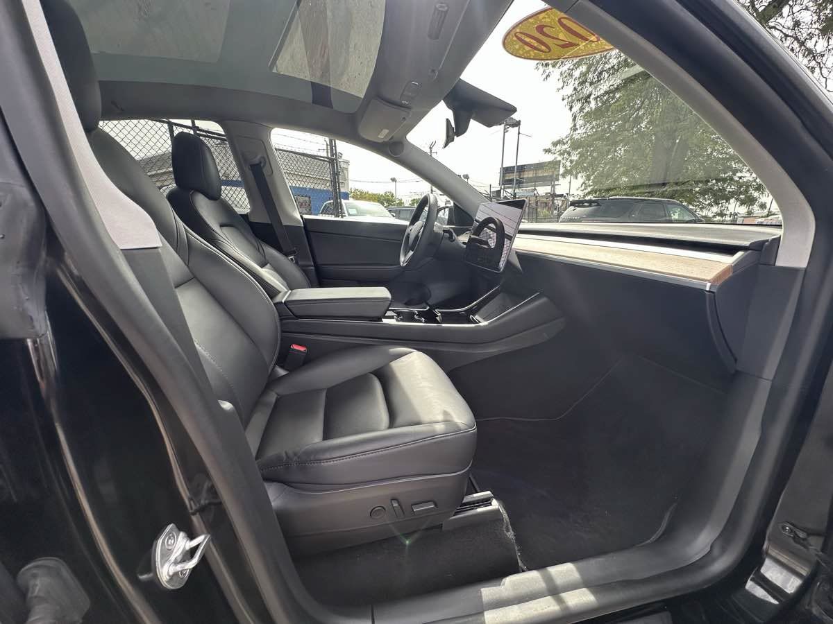 Used 2020 Tesla Model Y Performance AWD/4WD image 23