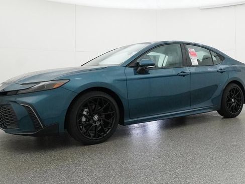 New 2026 Toyota Camry SE image 17
