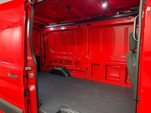 New 2026 Ford Transit 250 148 Medium Roof RWD image 29