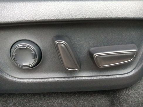 New 2025 Toyota 4Runner TRD Off-Road Premium image 30