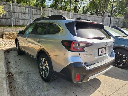Used 2021 Subaru Outback Limited w/ Popular Package #2 AWD/4WD image 3